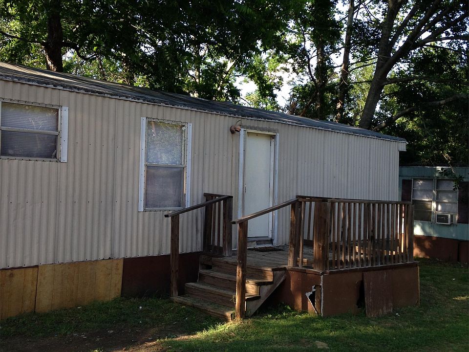 1st image of 308 Benbrook Dr