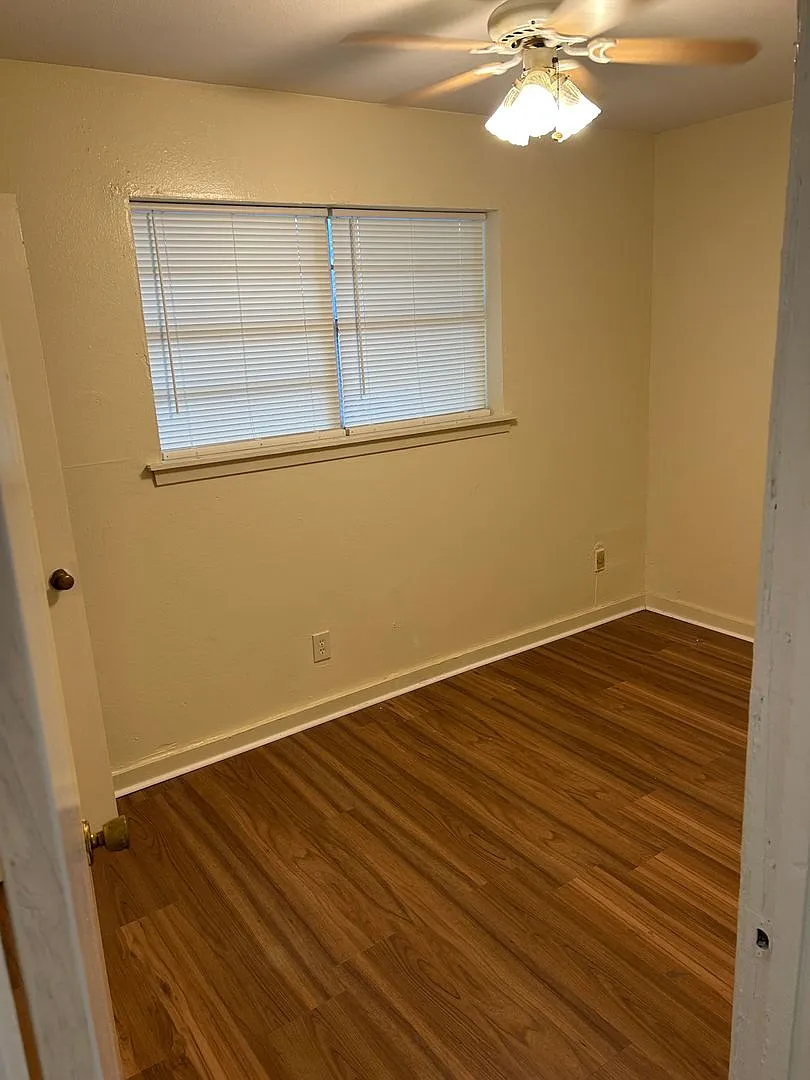 5216 Carl Terrace — Photo 4