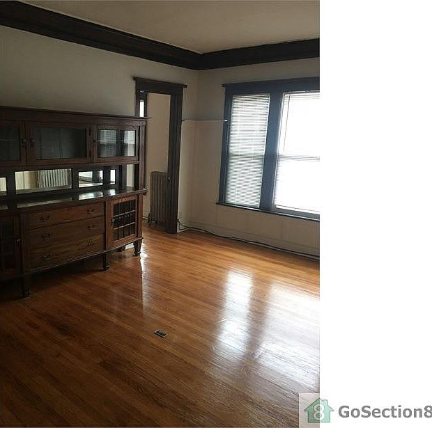 1st image of 5651 S Michigan Ave APT 1
