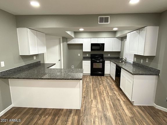 3rd image of 4036 W Michelle Dr