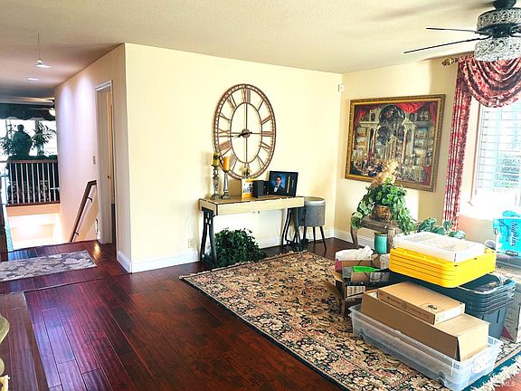 3rd image of 32 Romine Way