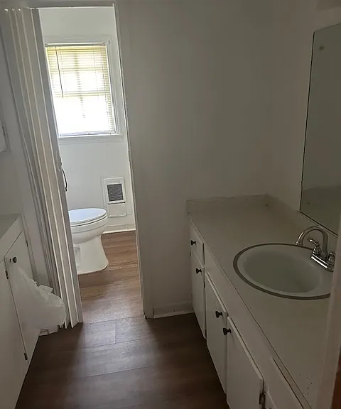 307 Pinewood St #1 — Photo 6