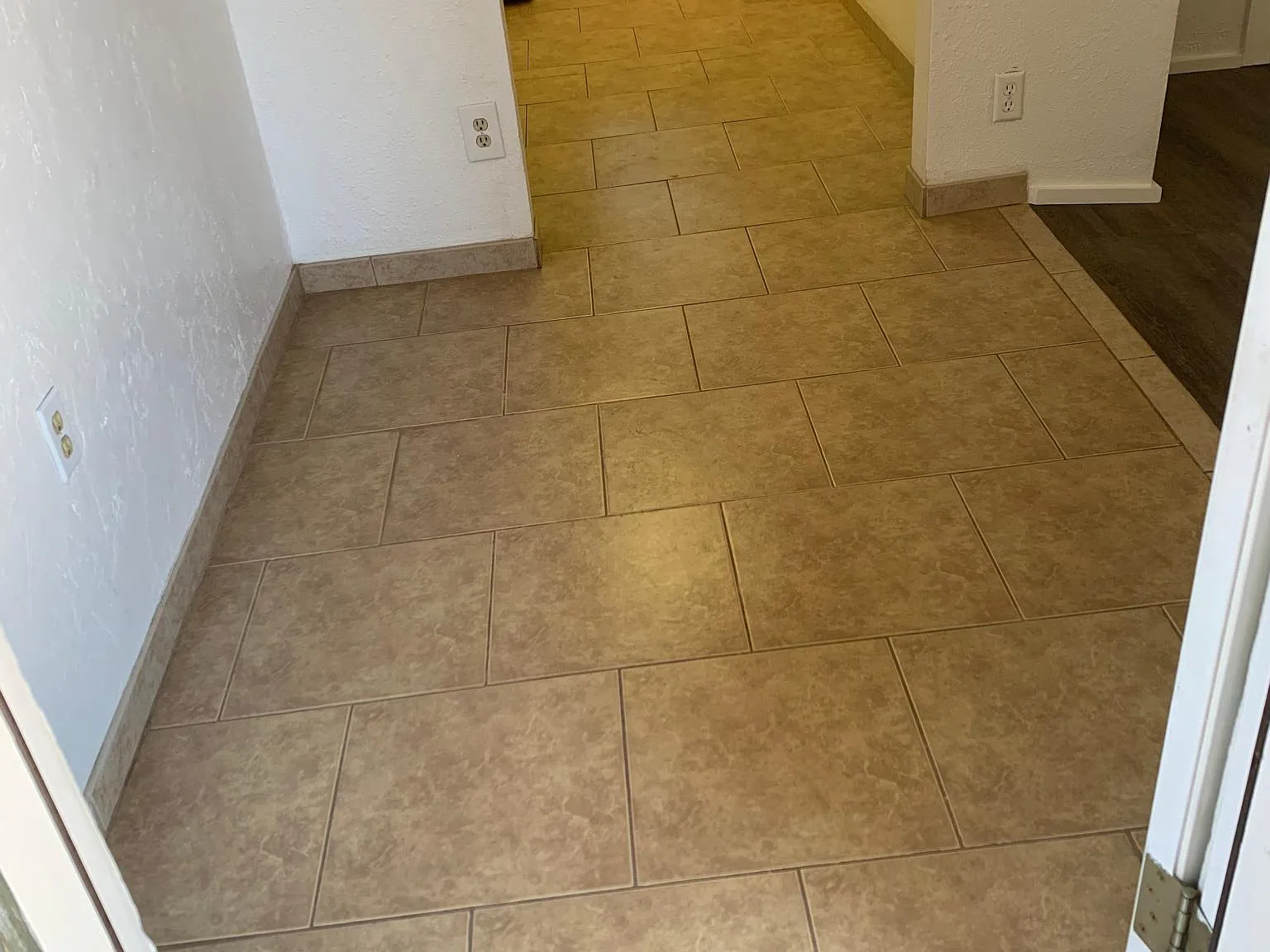 209 S Main St — Photo 4