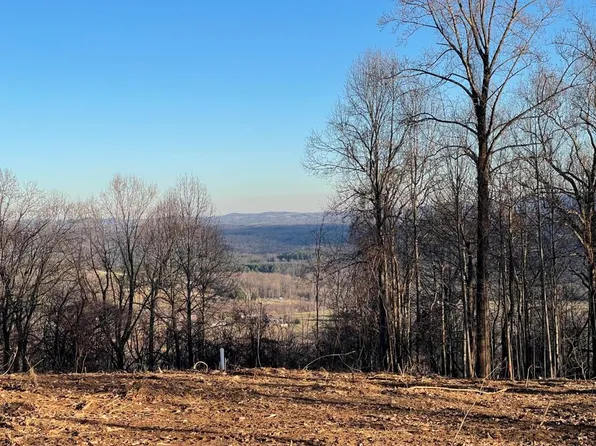 427 Old Ridge Trl, Fancy Gap, VA 24328