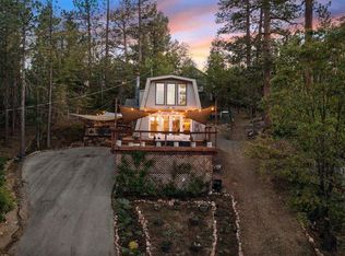 554 Talmadge Rd, Big Bear Lake, CA 92315