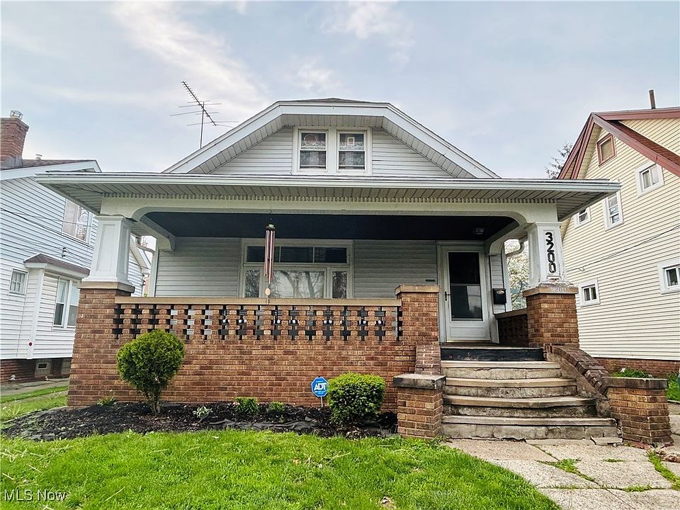 1st image of 3200 Oak Park Ave