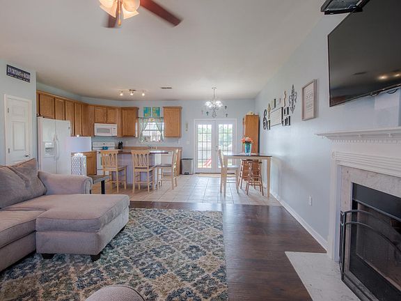 4th image of 18324 Tarabrooke Dr