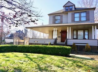 1206 W Clifton Blvd, Lakewood, OH