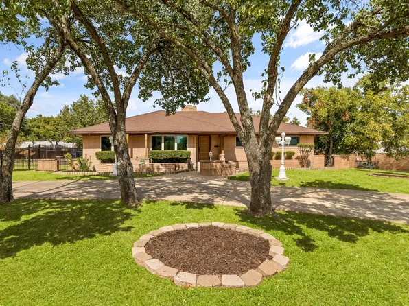 1433 W Red Bird Ln, Dallas, TX 75232