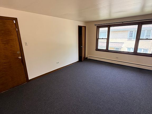 4th image of 3607 W 120th St