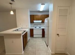 100 Kazmira Ct #400, Niceville, FL 32578