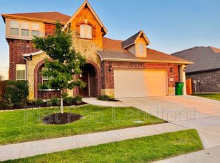 1417 Silver Ln, Aubrey, TX 76227