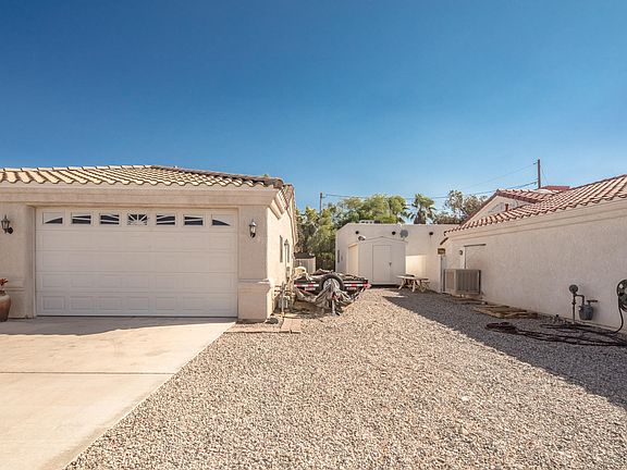 5th image of 3207 Gatewood Dr