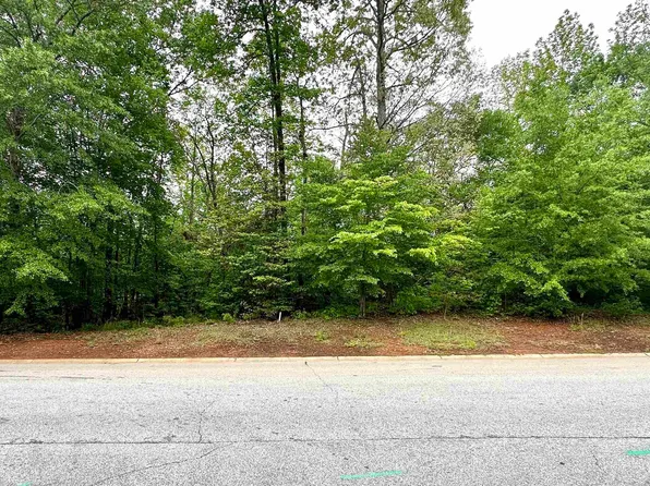 700 Acadia Ave, Piedmont, SC 29673