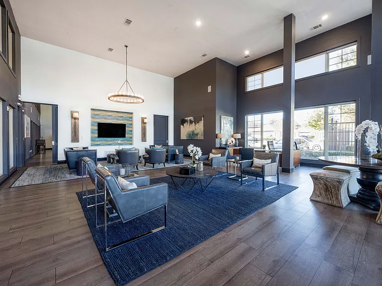Enclave at the Dominion Apartments — Photo 3