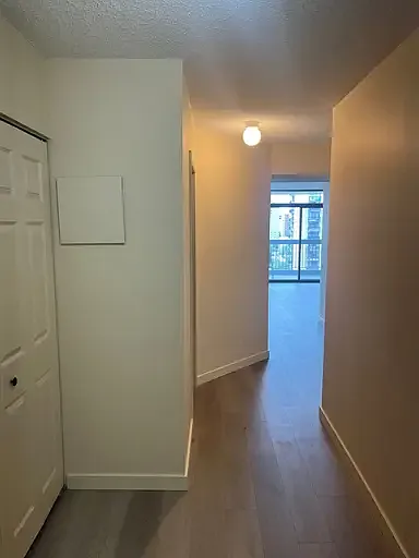 2 bed, 2.0 bath, 1276 sqft, $1,900 — Photo 3