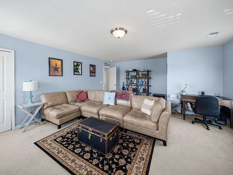 415 Valdez Ct — Photo 27