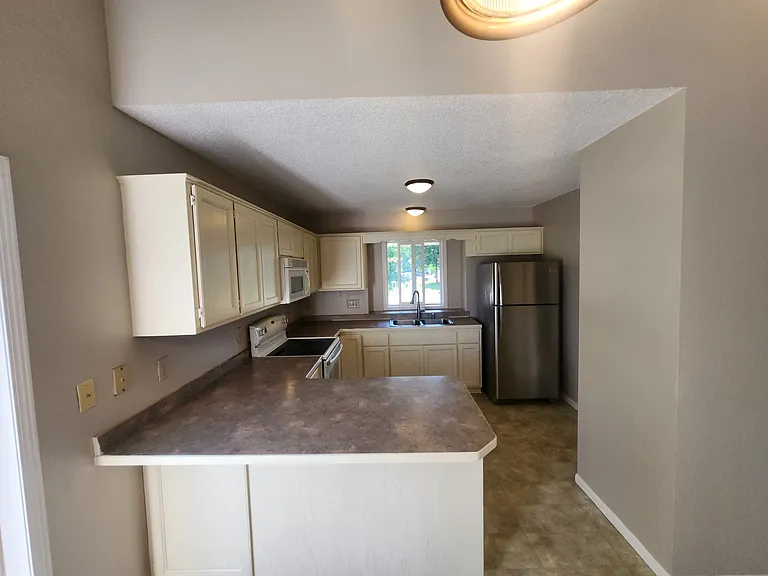 433 Eagle Lake Rd S — Photo 25