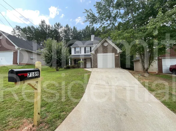 7189 Ravenwood Ln, Lithonia, GA 30038
