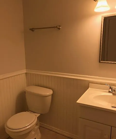 335 Donna Ct #B — Photo 6