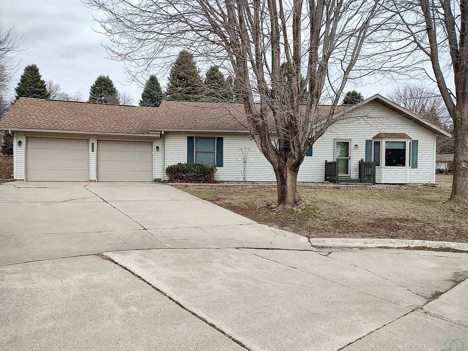 1st image of 1301 Peterson St
