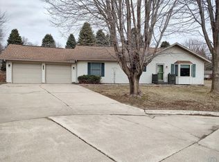1301 Peterson St, Alta, IA 51002