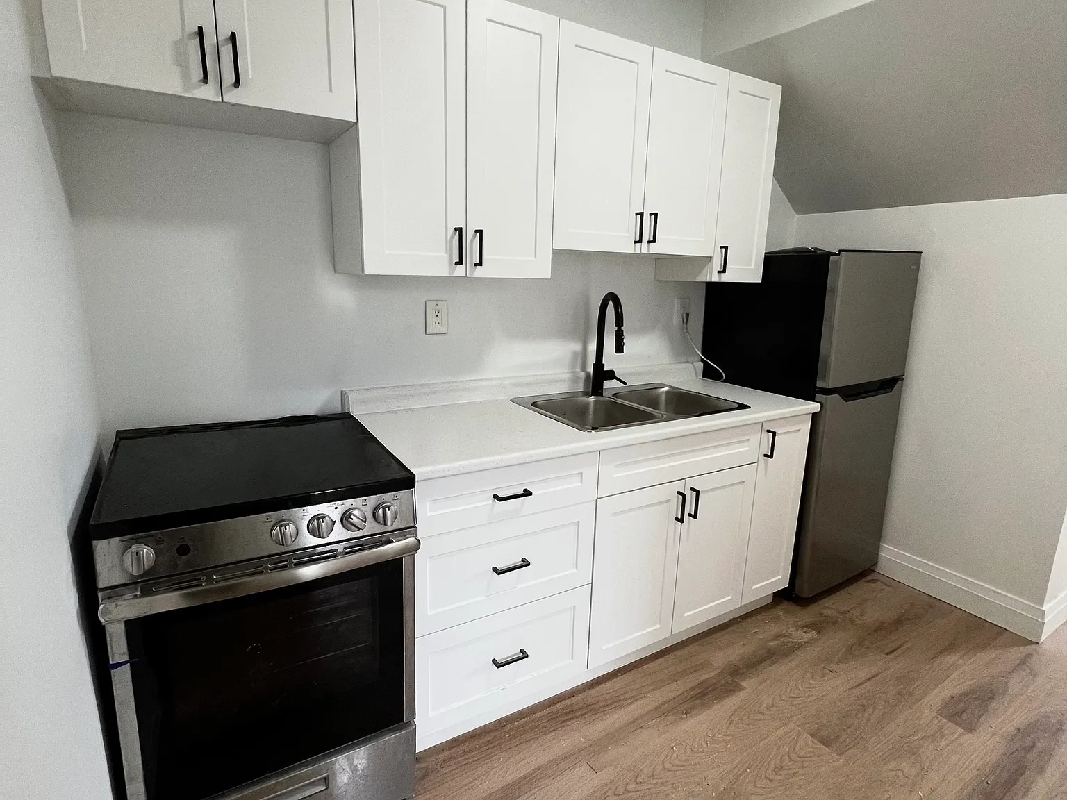 434 King Street — Photo 3