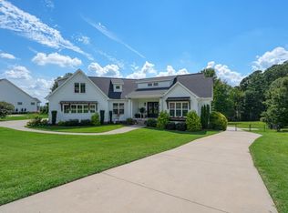 712 Tinsberry Ln, Inman, SC 29349