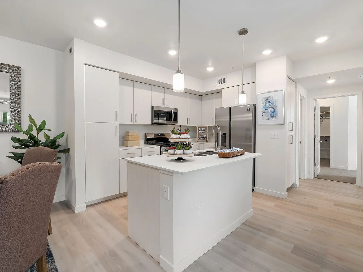 Indigo Apartments — Photo 3