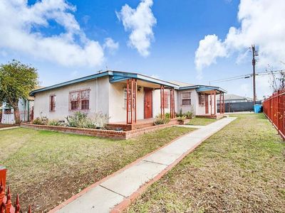 9412 S Manhattan Pl, Los Angeles, CA, 90047