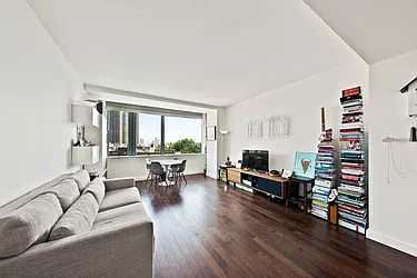 Rented by Industrie Residential