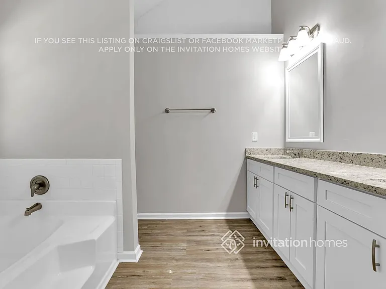 5614 Carriage Walk Way — Photo 23