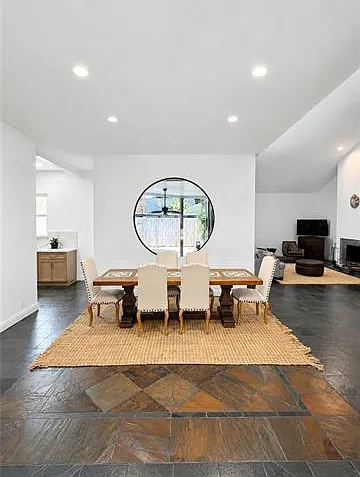 3704 Severn Ave — Photo 5