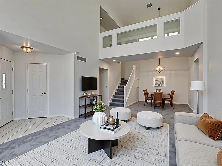 9712 Peacock Hill Cir — Photo 14