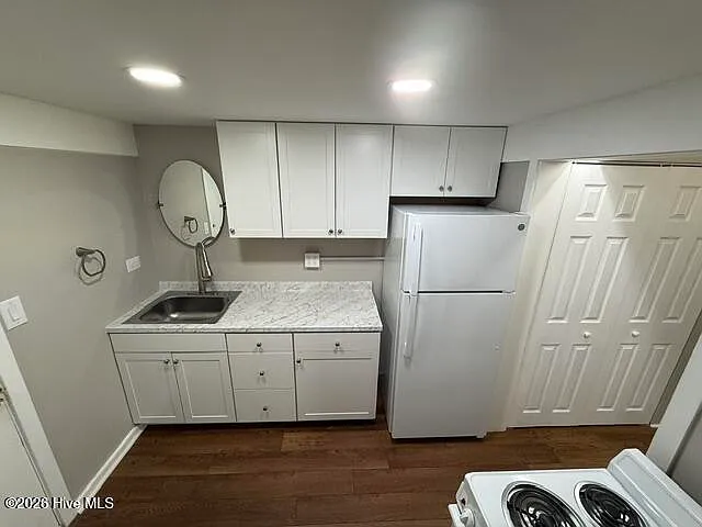 130 Fairway Ave — Photo 2