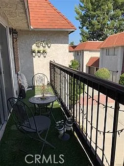 1226 S Mayflower Ave #A — Photo 12
