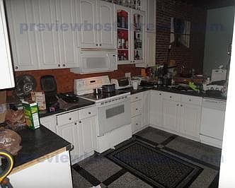 2nd image of 25 Saint Marys Ct #L2