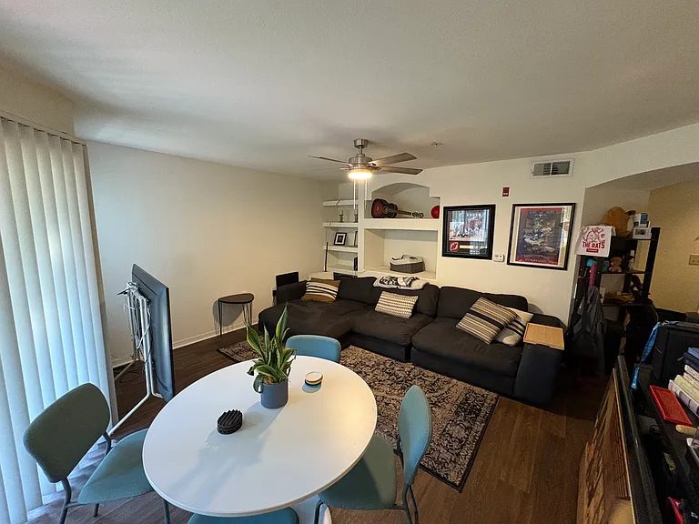 living room - built in shelving