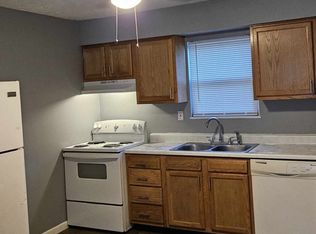 329 Redmar Blvd APT 14, Radcliff, KY 40160