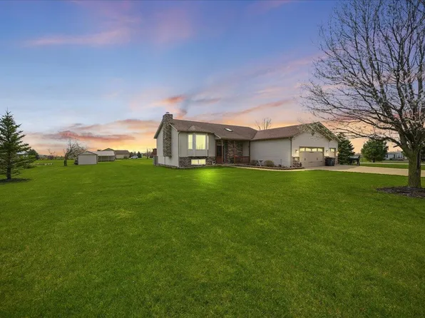 9197 W 196th Ave, Lowell, IN 46356