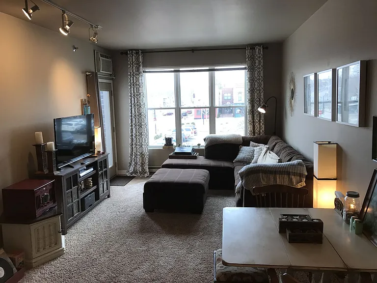 312 Wisconsin St — Photo 38
