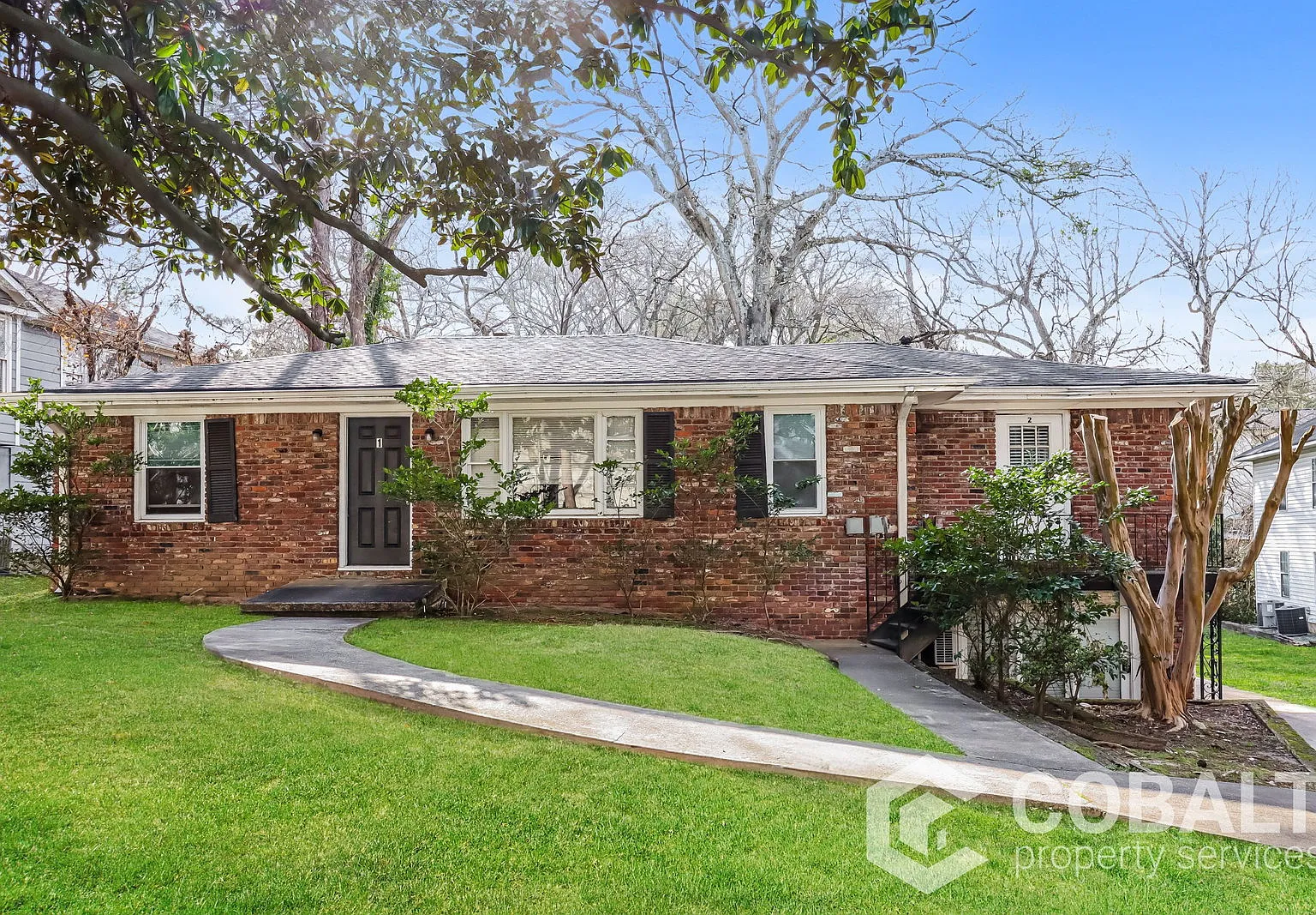 2 bed, 1.0 bath, 1000 sqft, $1,395 — Photo 1