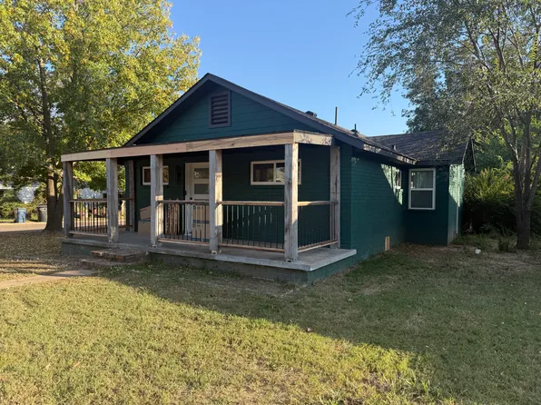 901 W Wilson Ave, Seminole, OK 74868