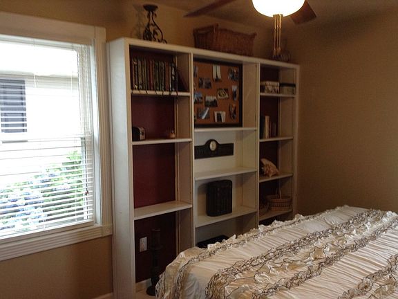 Built in shelves in bedroom