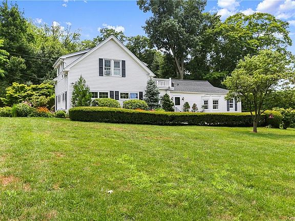 3rd image of 313 Knollwood Road Ext