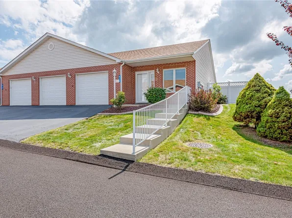 810 Everview Dr, Derry Township, PA 15627