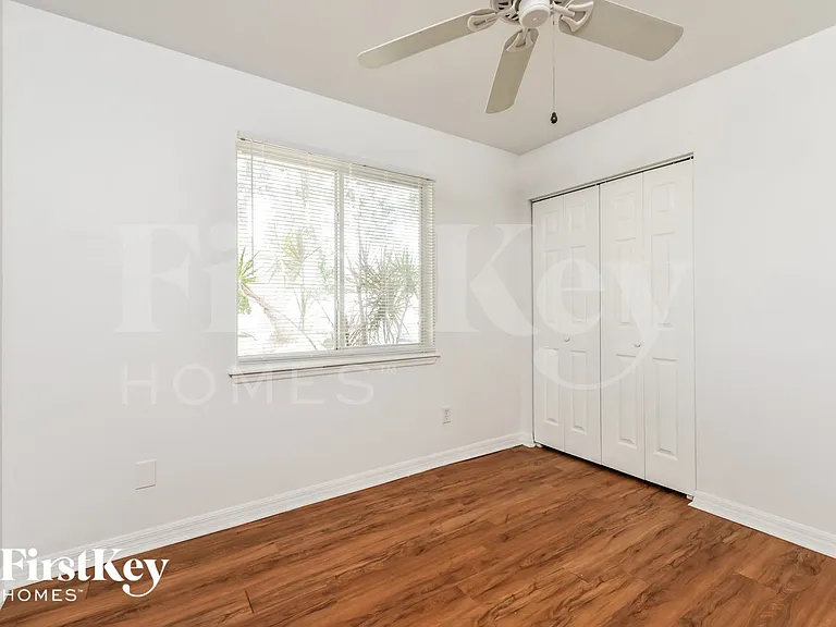 19039 Coconut Rd — Photo 11