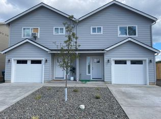 1014 Peach Rd Units A & B, Winlock, WA 98596