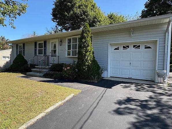 97 Pheasant Dr