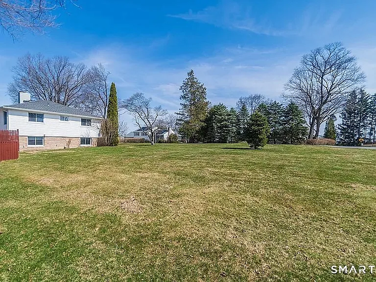 12 Crest Rd — Photo 25